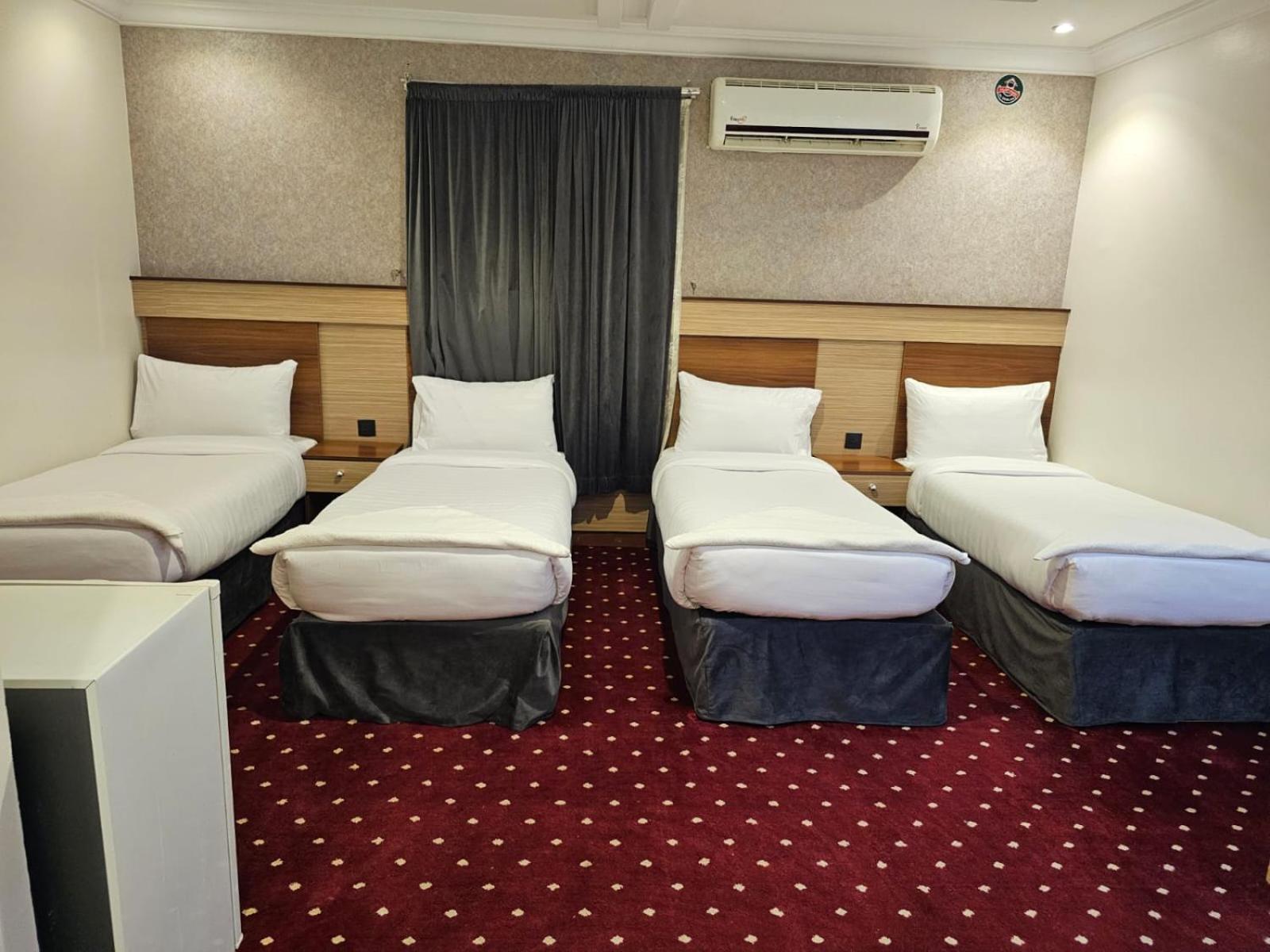 Zad Al Khaimah Hotel *